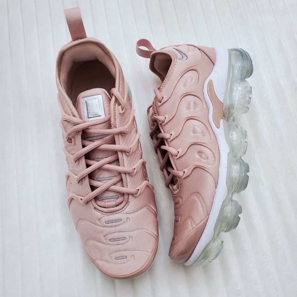 Nike Air VaporMax Plus - Picture 6 of 9